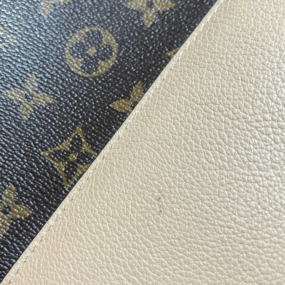 Louis Vuitton Kimono Shoulder Bag. Beige and brown monogram.Luxury Louis Vuitton